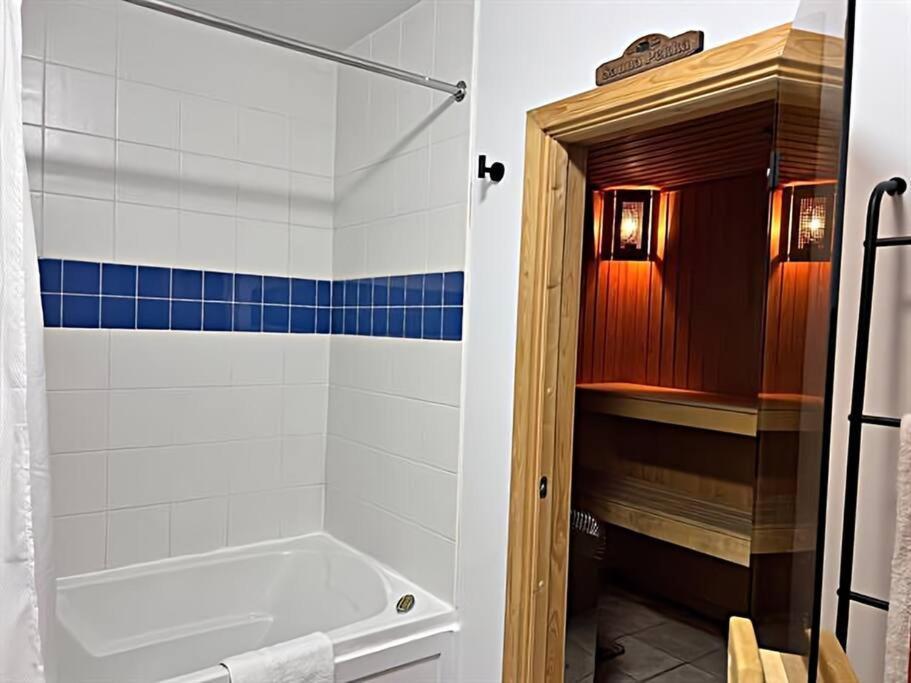 Tremblant Les Eaux 227-1 By Escapades Tremblant Διαμέρισμα Μοντ Τρεμπλάν Εξωτερικό φωτογραφία